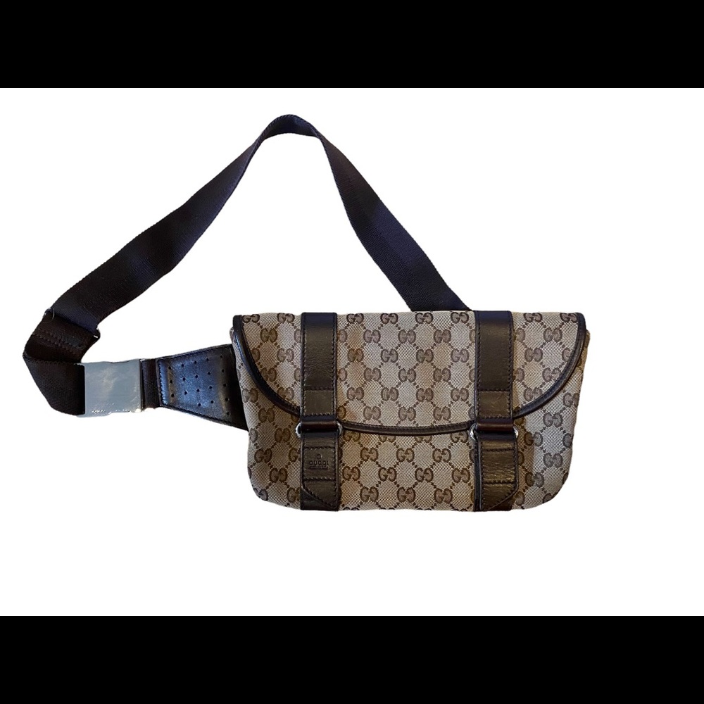 Authentic Gucci hip bag.